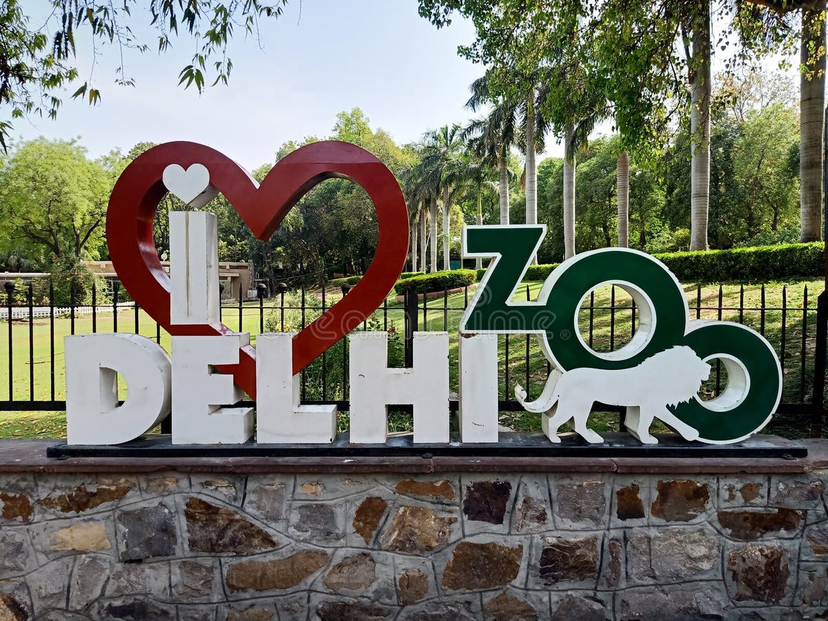 You are currently viewing What are the 9 Key Attractions of Delhi Zoo 
