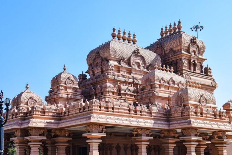 19 Famous Historical Places in India